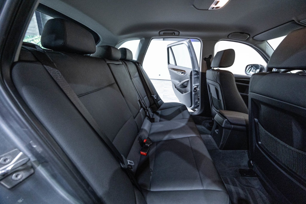 X1 Gris Interieur 16