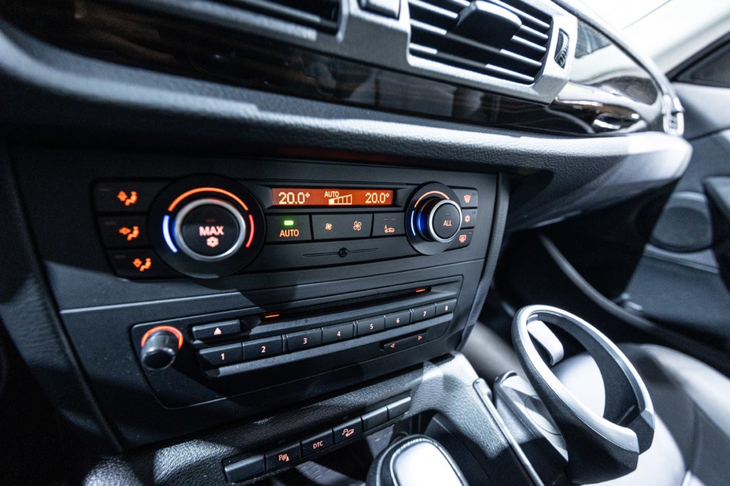X1 Gris Interieur 26