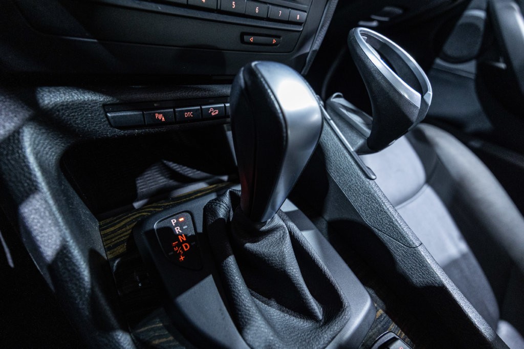 X1 Gris Interieur 30
