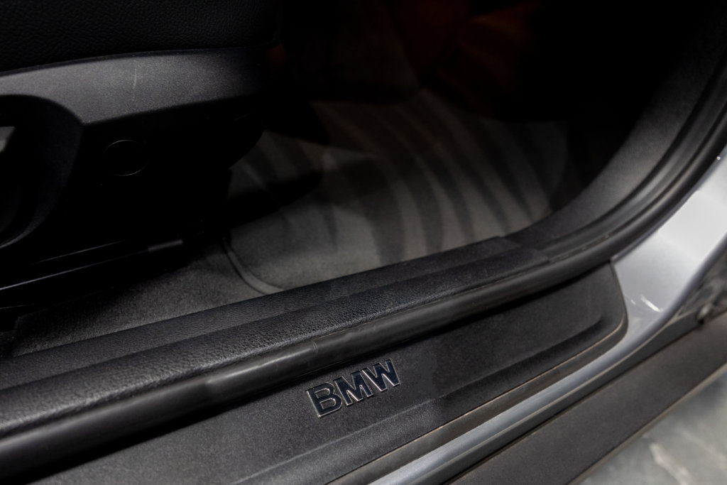 X1 Gris Interieur 7