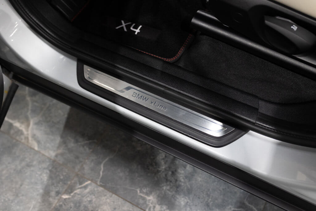 X4 30d Gris Interieur 3