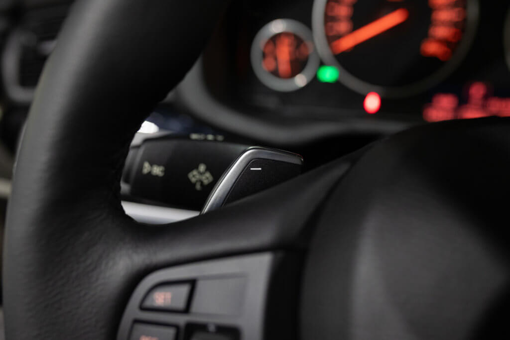 X4 30d Gris Interieur 56